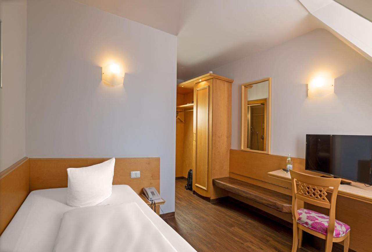 Drexel'S Parkhotel Меминген Екстериор снимка