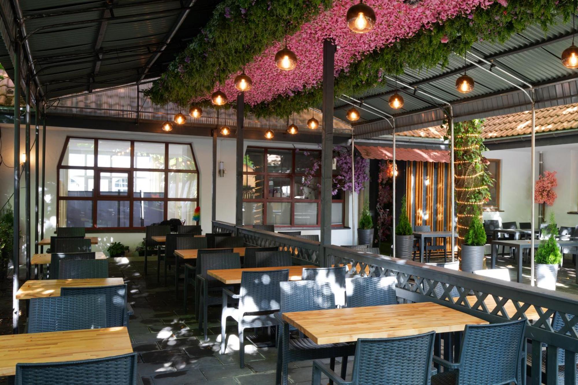 Drexel'S Parkhotel Меминген Екстериор снимка