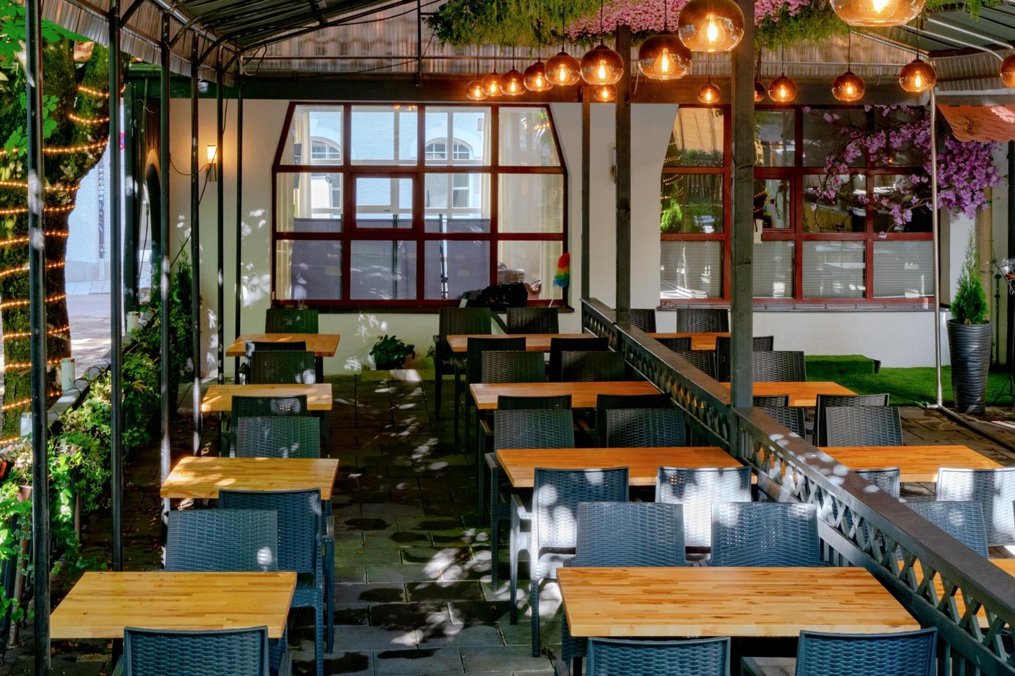 Drexel'S Parkhotel Меминген Екстериор снимка
