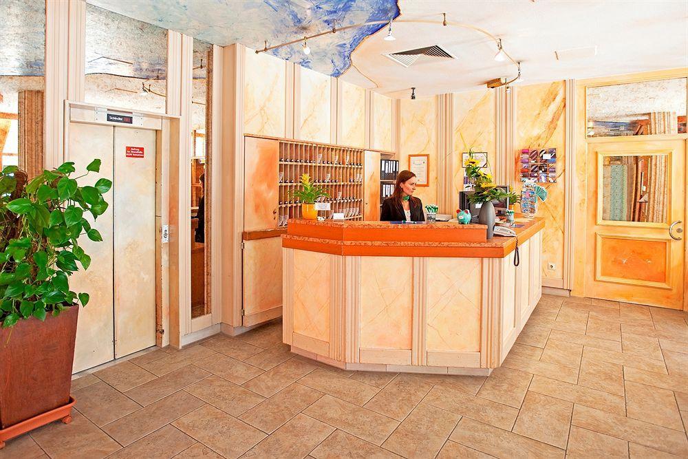 Drexel'S Parkhotel Меминген Екстериор снимка