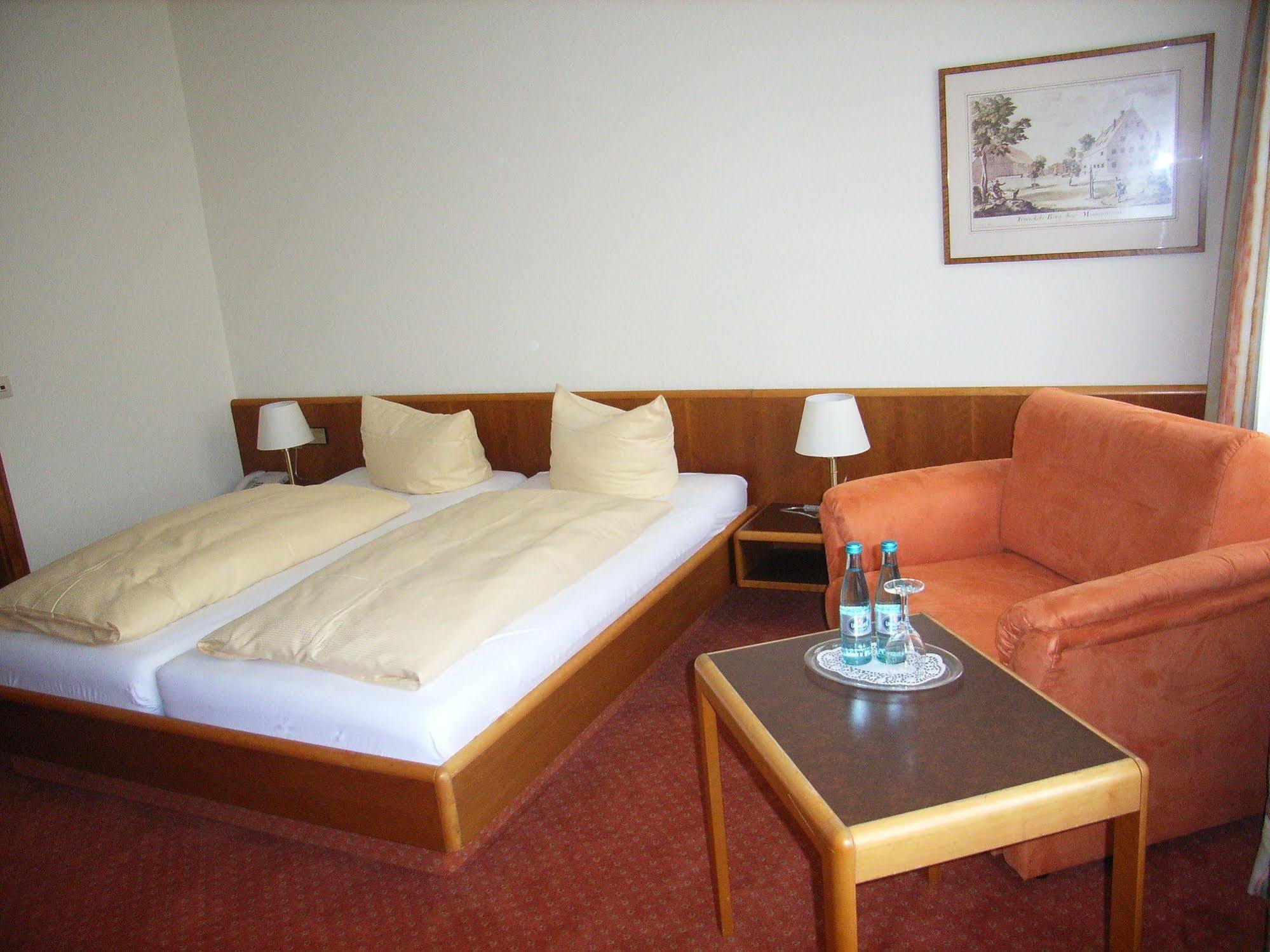 Drexel'S Parkhotel Меминген Екстериор снимка