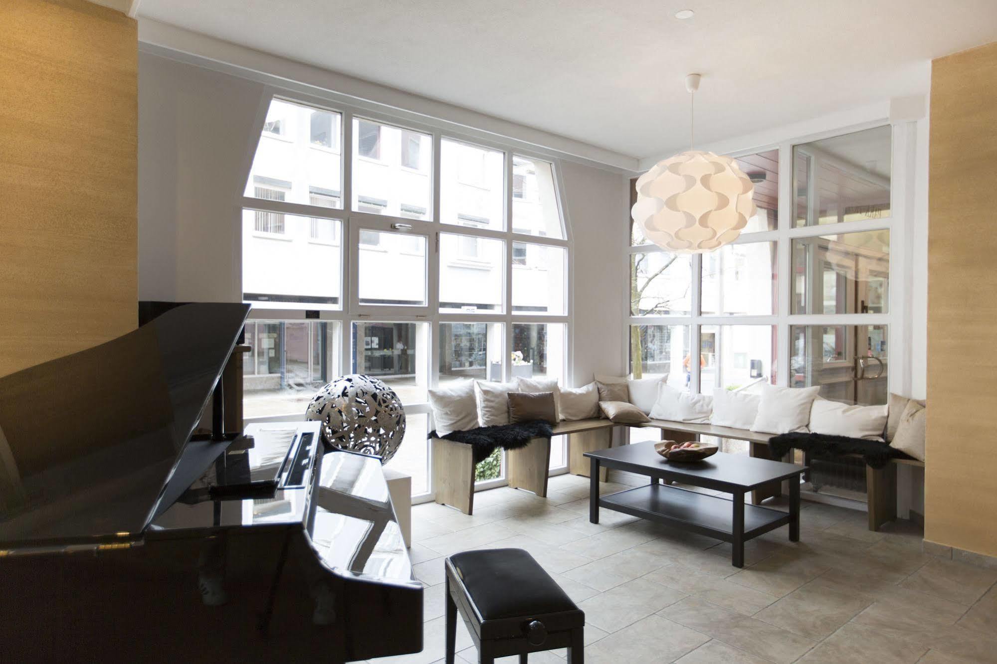 Drexel'S Parkhotel Меминген Екстериор снимка